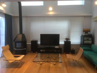 【居間・リビング】 | 八鹿町九鹿496-4　中古戸建