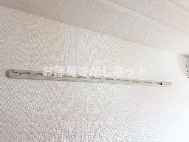 メゾン・ド・シュエット（女性専用）【おとり物件なし】の設備|ハンガーラック