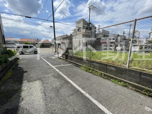 ソレイユ住道の駐車場|カースペースがあります