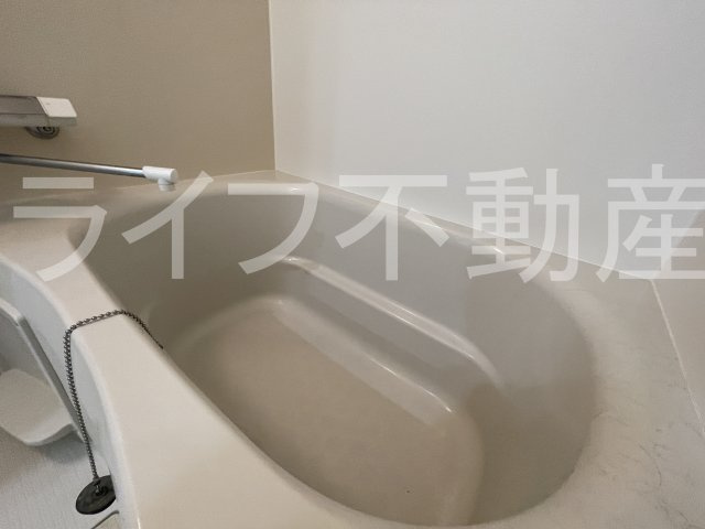 ソレイユ住道の浴室|落ち着いた空間のお風呂です