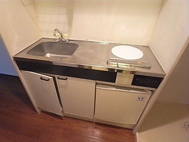 尼崎市塚口本町１丁目の賃貸マンションのキッチン