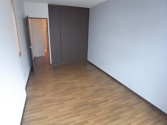 尼崎市塚口本町１丁目の賃貸マンションの寝室