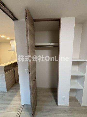 東大阪市高井田元町１丁目のアパートの収納