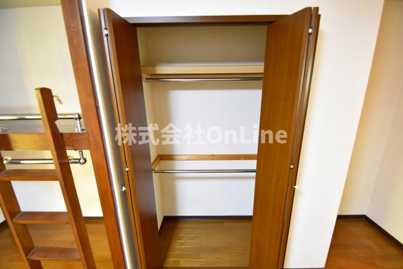 東大阪市小阪３丁目の賃貸マンションの収納