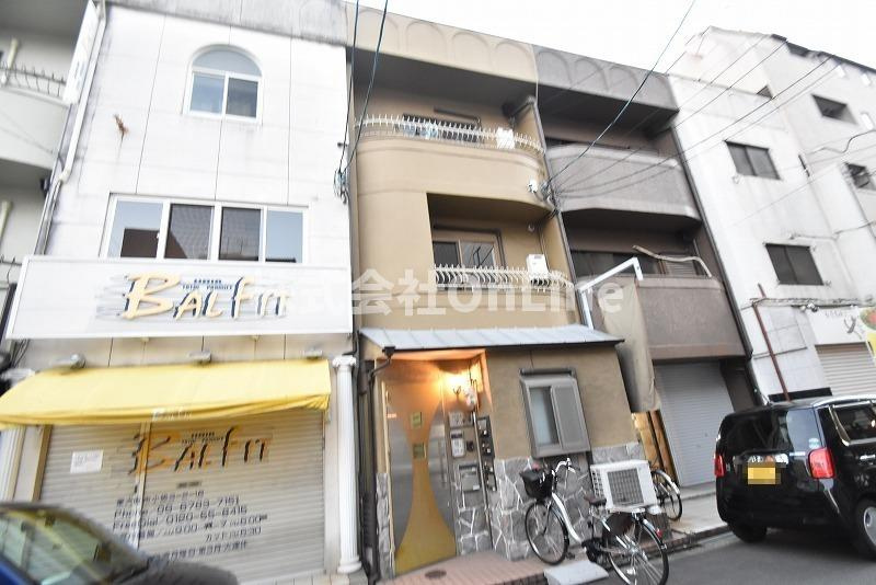 東大阪市小阪３丁目の賃貸マンションの外観