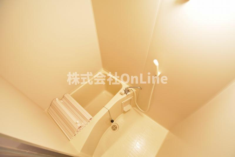 東大阪市小阪３丁目の賃貸マンションの浴室