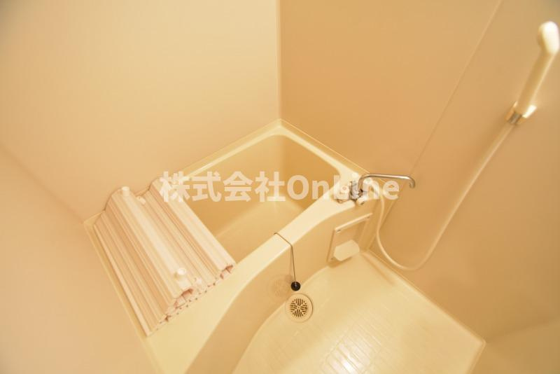 東大阪市小阪３丁目の賃貸マンションの浴室