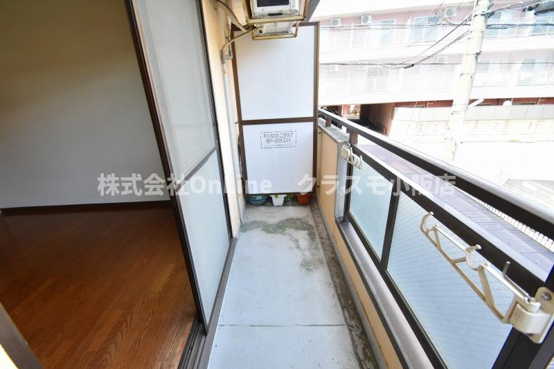 東大阪市下小阪４丁目の賃貸マンションのバルコニー
