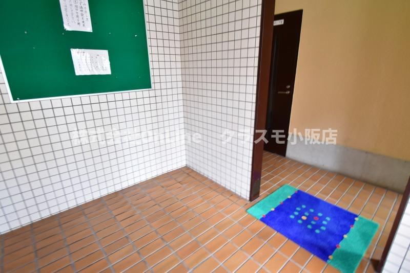 東大阪市下小阪４丁目の賃貸マンションのロビー