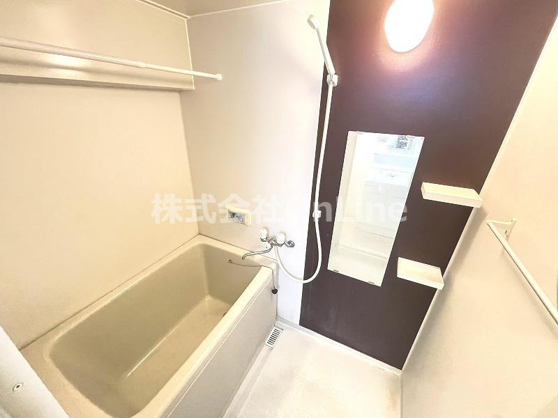 東大阪市足代２丁目の賃貸マンションの浴室