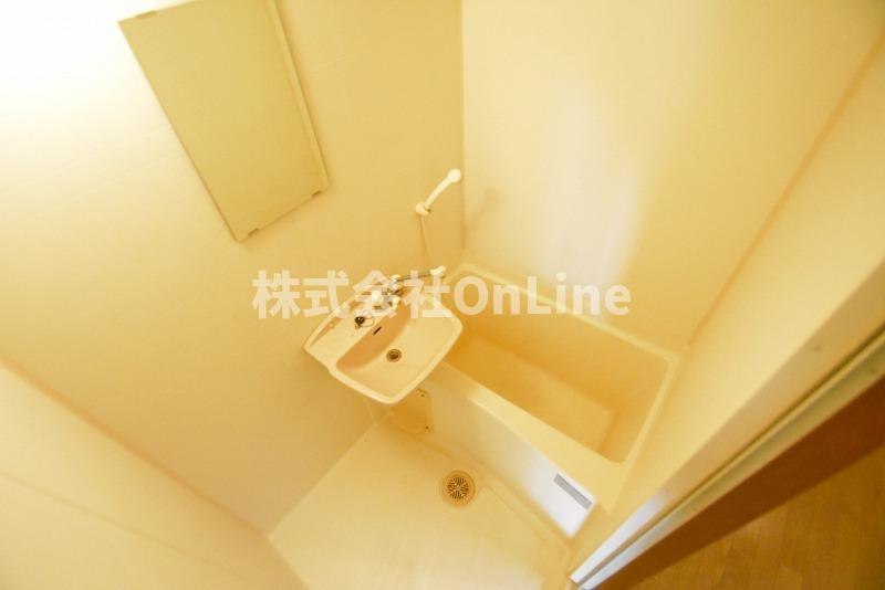 東大阪市横枕西の賃貸マンションの浴室