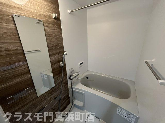 クリエオーレ錦町の浴室|(参考)反転間取りのお部屋の写真