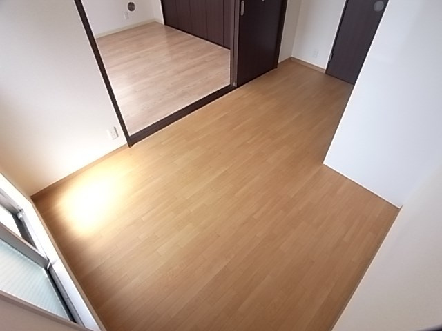 尼崎市昭和南通５丁目の賃貸マンションの居間・リビング