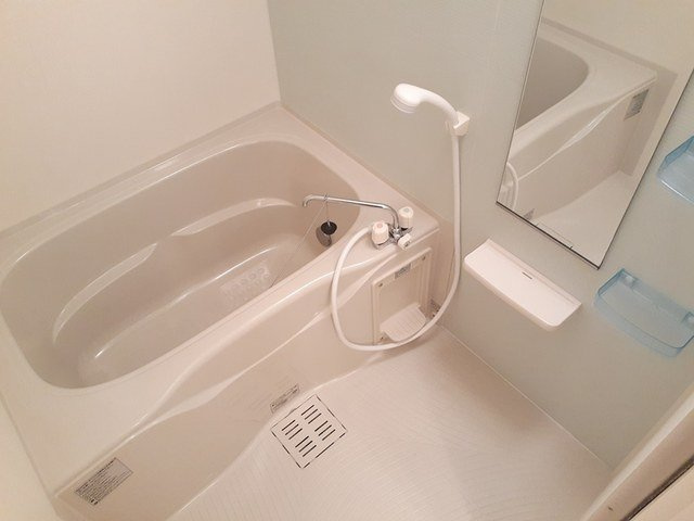 シャロル白山の浴室|お風呂です