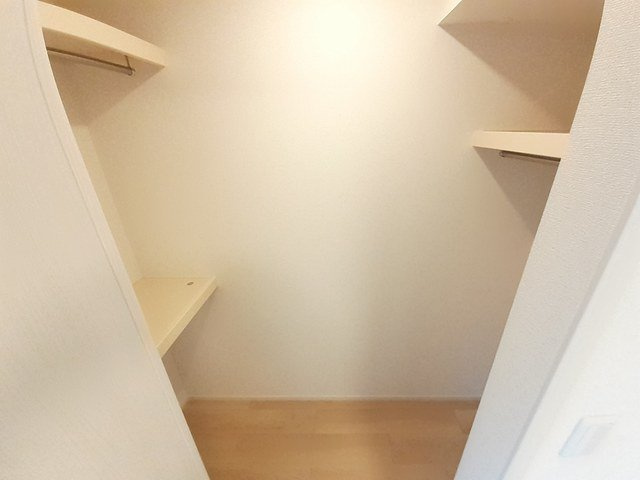 アザレアＴ　Ⅱの収納|小物を収納するのに便利です