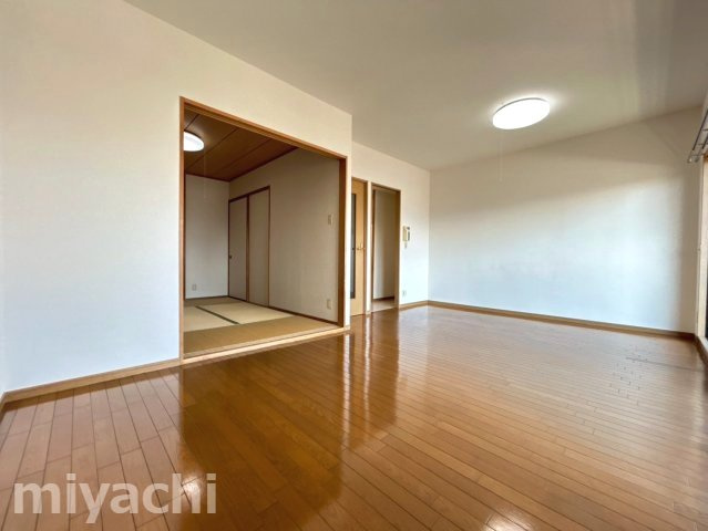 徳島市かちどき橋６丁目の賃貸マンションの洋室