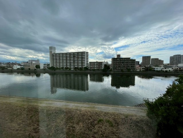 Pond Mum MATSUSHIMAのバルコニー