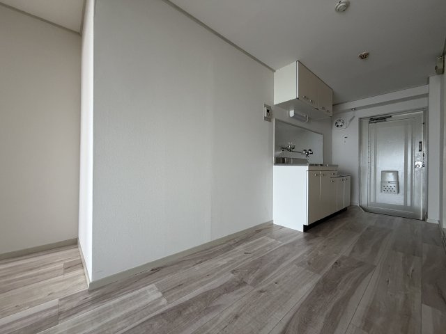シャトル山之内の居間・リビング