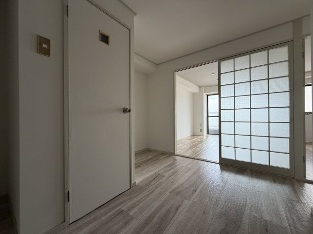 シャトル山之内の居間・リビング