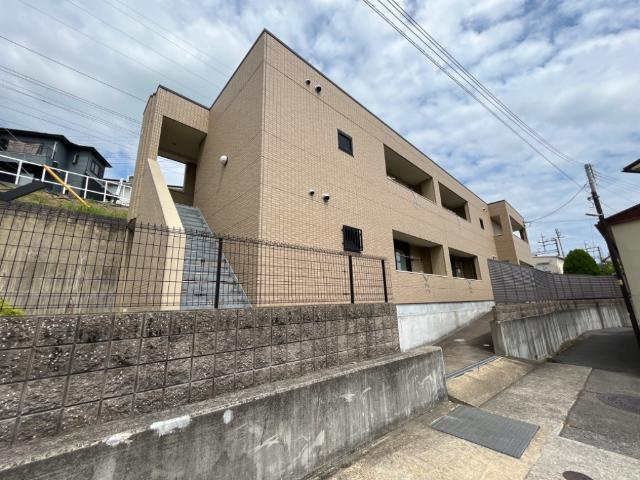 プルミエール宝塚のエントランス