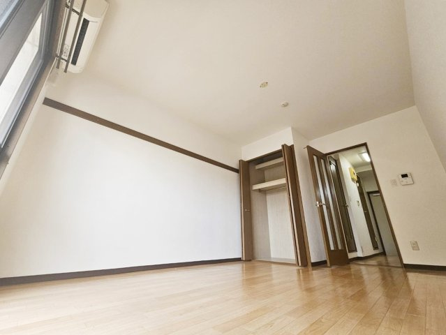 Ａｋｏｙａ・Ｐｅｒｌｅ・ＳＵＮの洋室