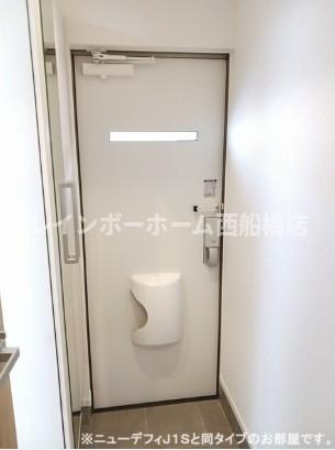 グレイス　ヒルズの玄関
