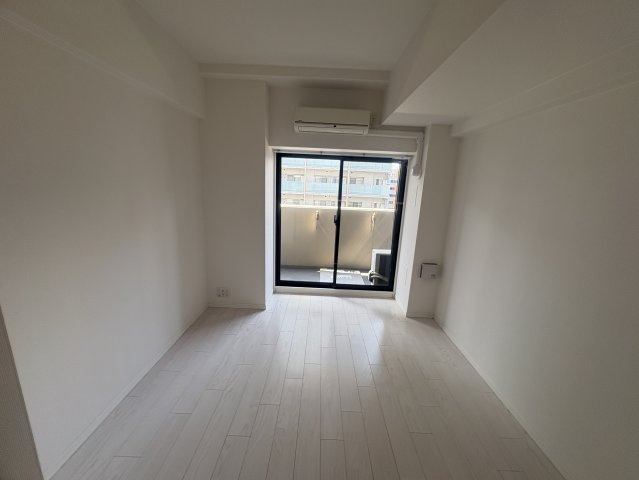 S-RESIDENCE江坂の居間・リビング