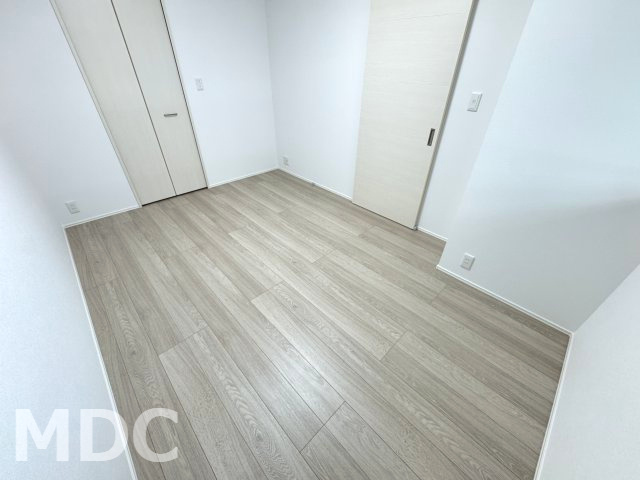 ベルティルミナスの洋室