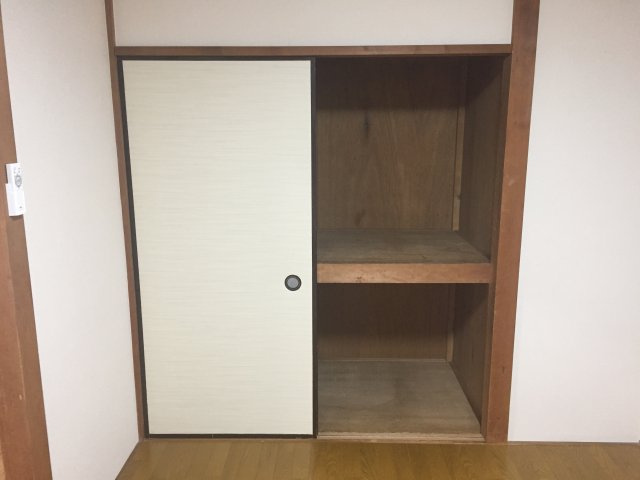 髙橋ビルの収納