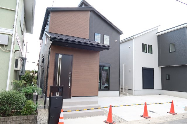 リナージュ野洲市近江富士１丁目　１期　２号棟の外観