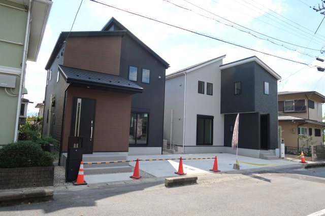 リナージュ野洲市近江富士１丁目　１期　２号棟の外観