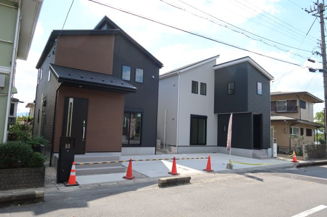 リナージュ野洲市近江富士１丁目　１期　２号棟の外観