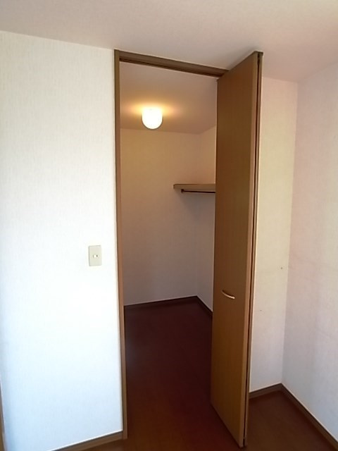 山中タウンハウスB棟の収納