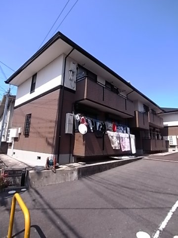山中タウンハウスB棟の外観