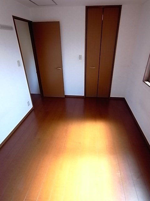 山中タウンハウスB棟