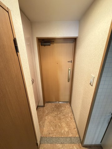 ホープ松屋町住吉の玄関