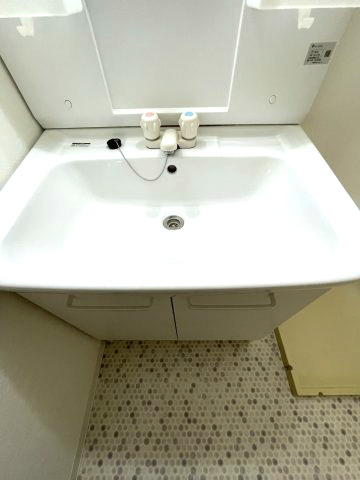 コーポグランディールの洗面所|イメージとして同建物他部屋を表示しています