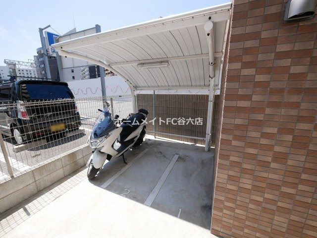 【駐車場】 | ヴァンドーム梅田北