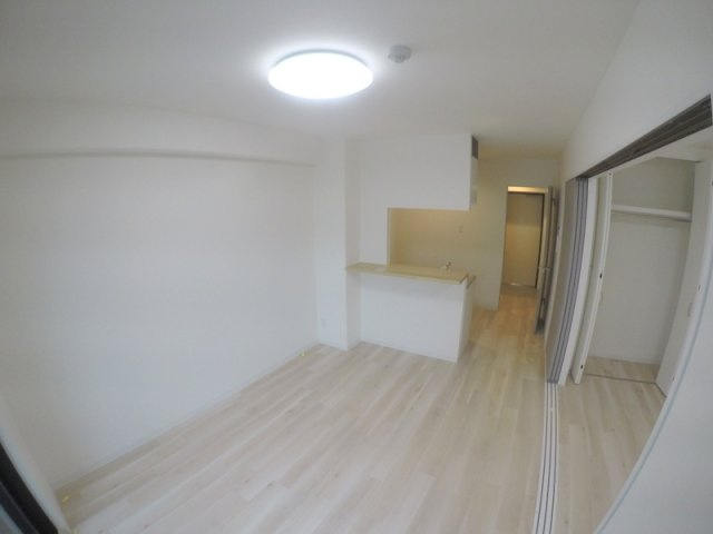 【居間・リビング】 | MAISON PREMIER UMEDA NORTH