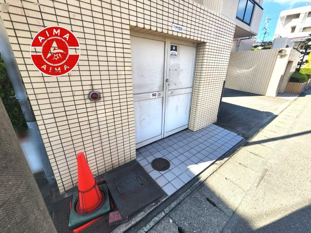 サーパス井尻のその他共用部分|敷地内には、ゴミ出しが可能な専用ゴミ置き場を完備。