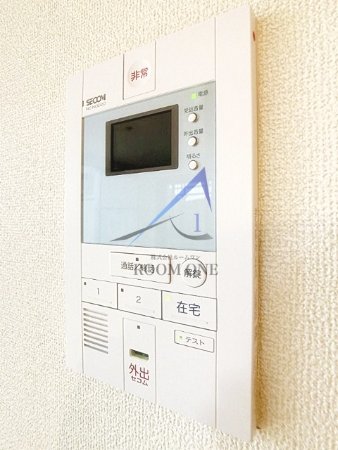 ヴィラグレースのセキュリティ|モニター付きインターホンです。