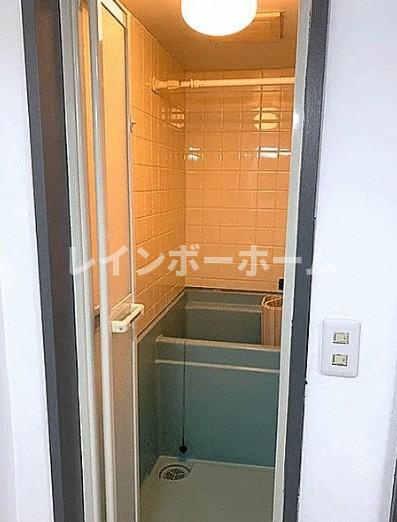 コーポモンの浴室