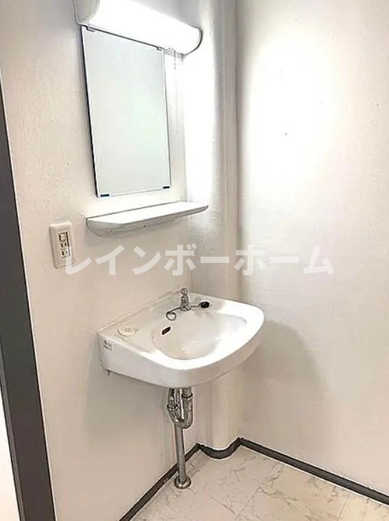 コーポモンの洗面所