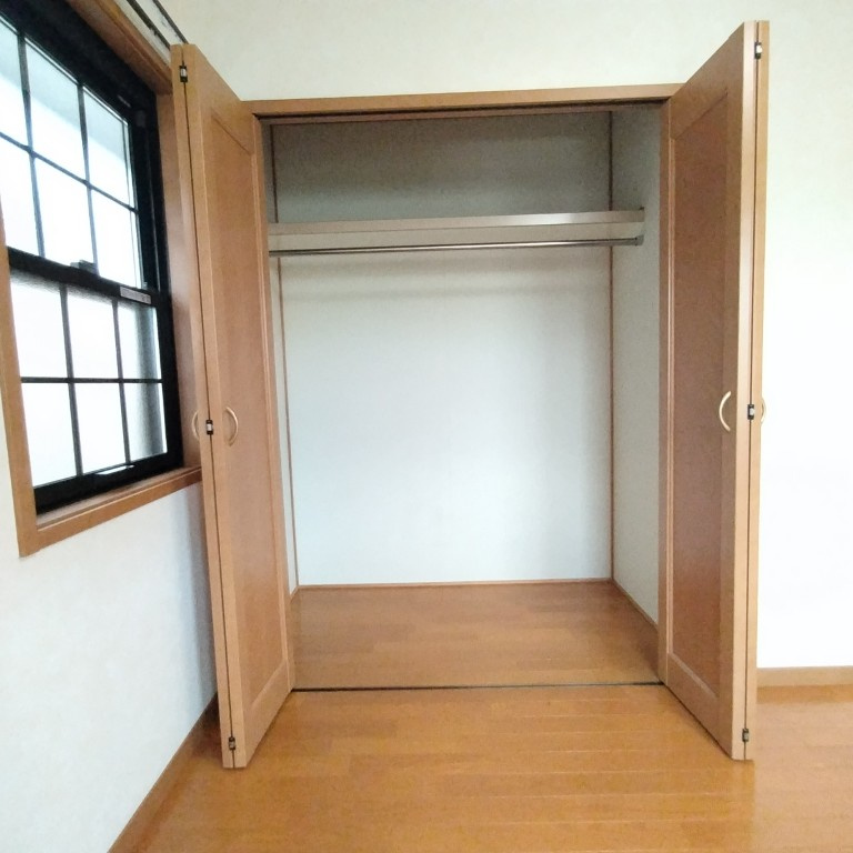 ６７３８１　岐阜市須賀３丁目中古戸建の収納