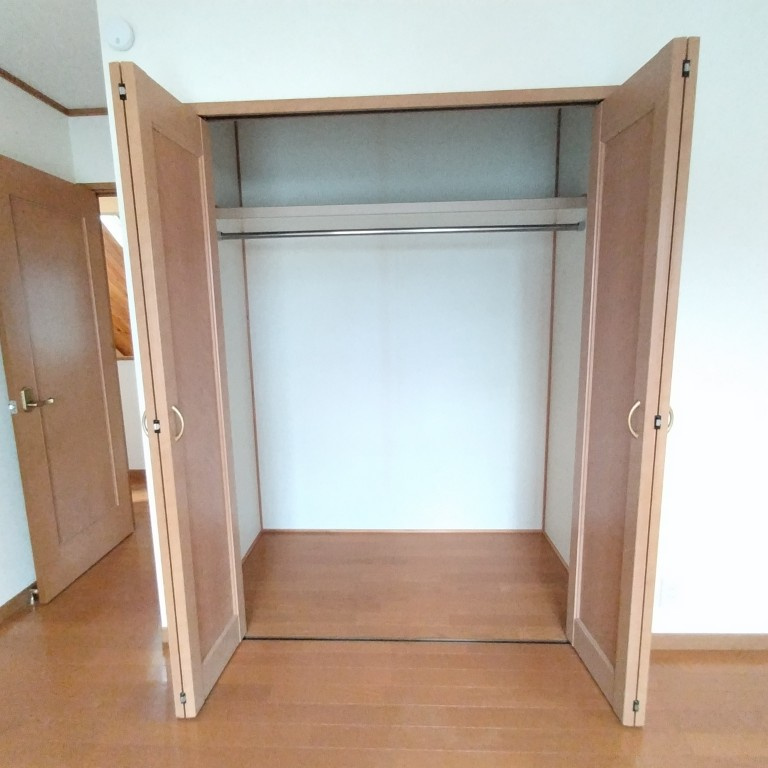 ６７３８１　岐阜市須賀３丁目中古戸建ての収納