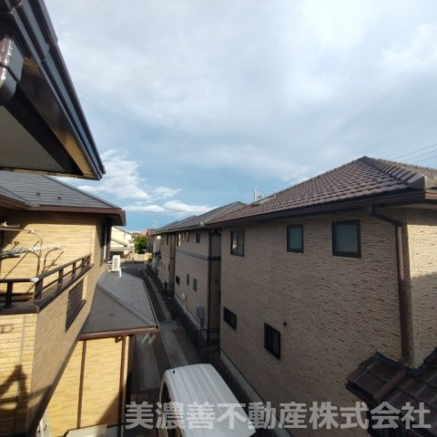 ６７３８１　岐阜市須賀３丁目中古戸建の展望