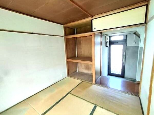 天白区植田山五丁目テラスハウスの収納