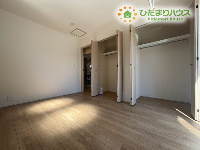 熊谷市拾六間　新築一戸建て　ブルーミングガーデン　01の子供部屋