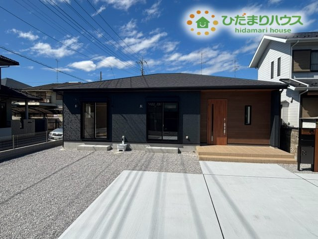 熊谷市拾六間　新築一戸建て　ブルーミングガーデン　01の外観