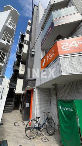 横浜市神奈川区六角橋１丁目の賃貸マンションの外観